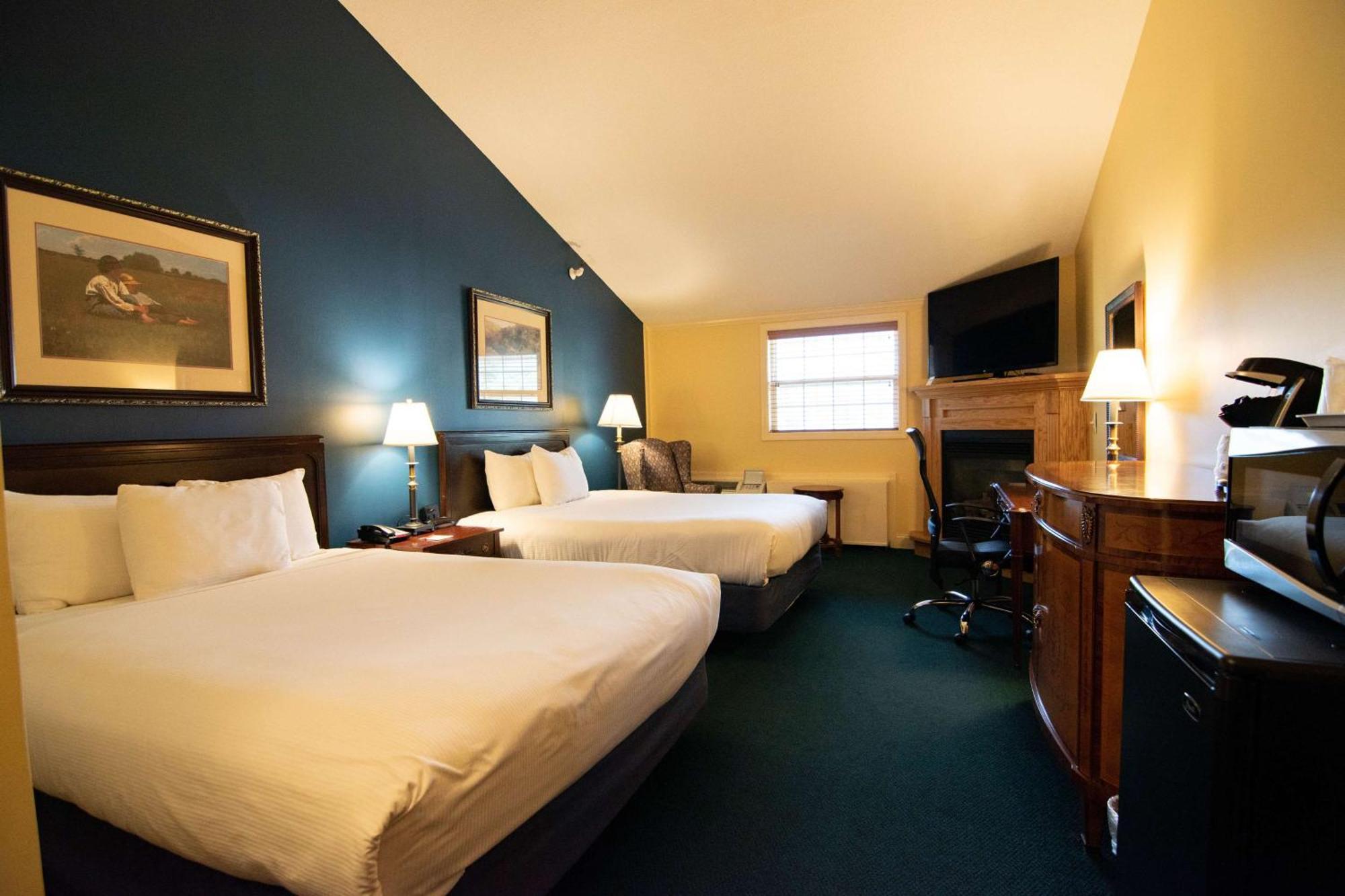 Hotel Fireside & Waterville