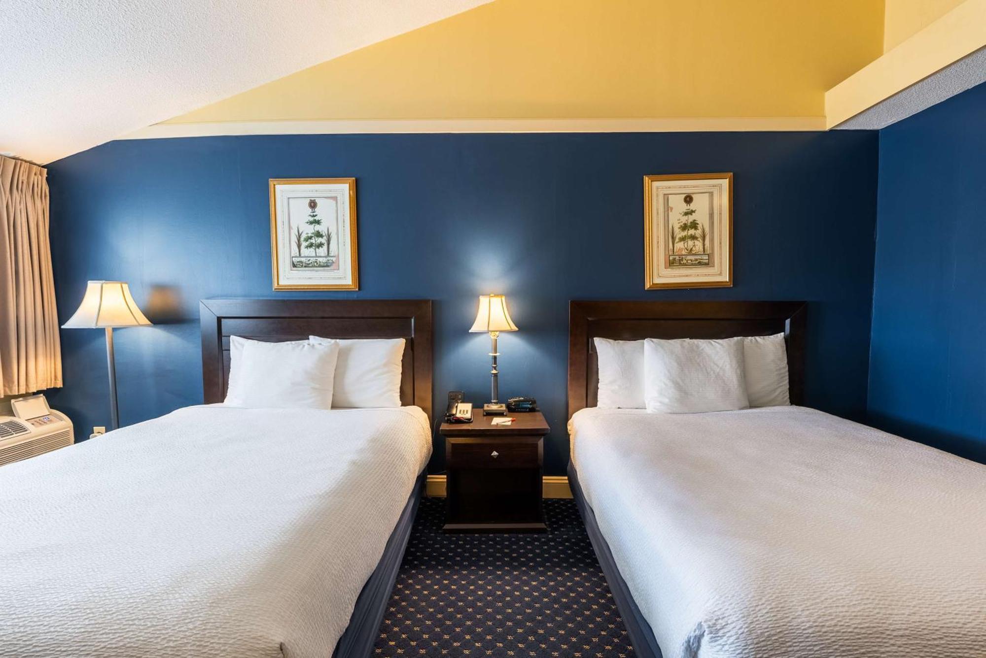 Hotel Fireside &