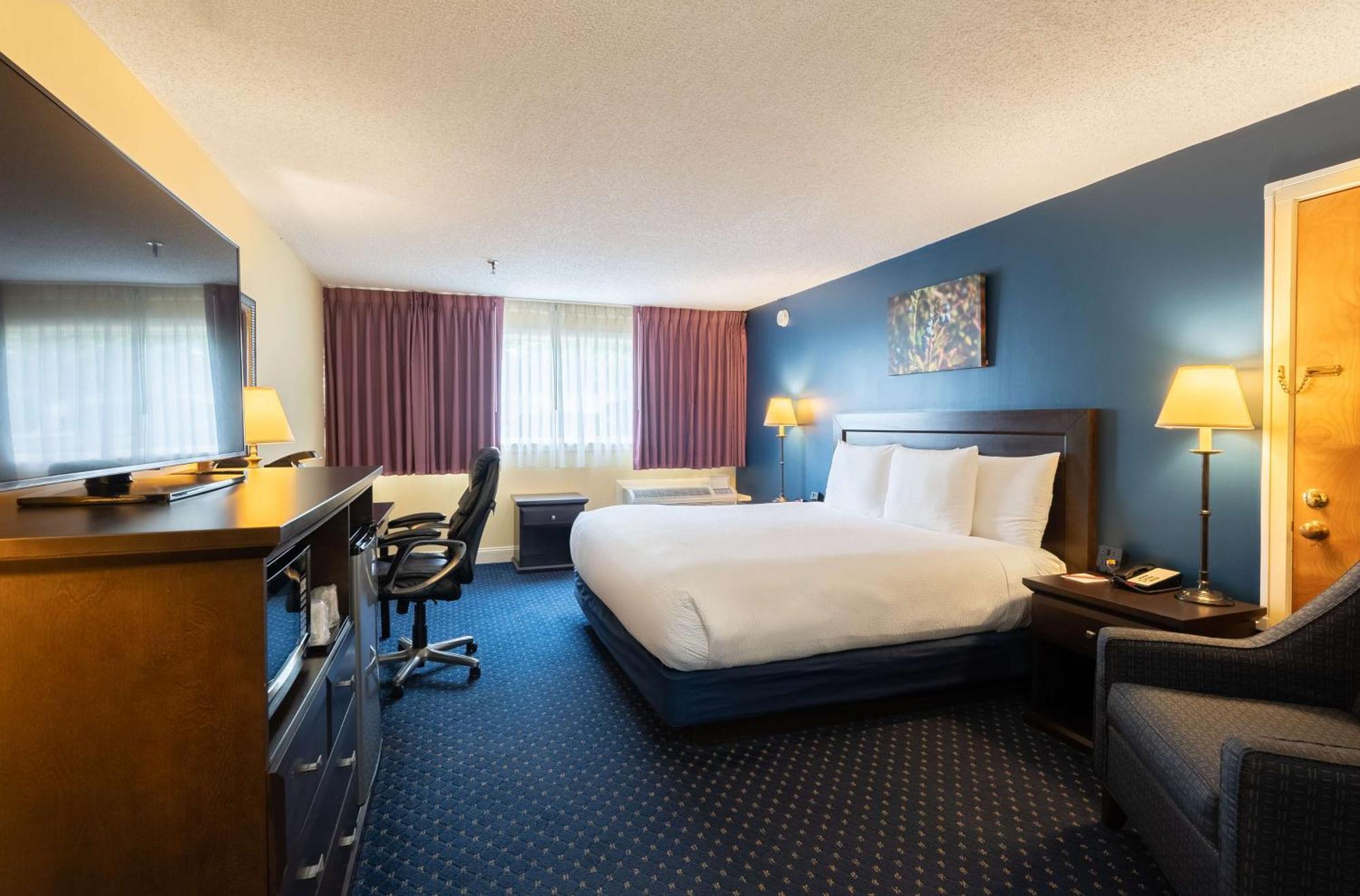 Fireside & Hotel Waterville