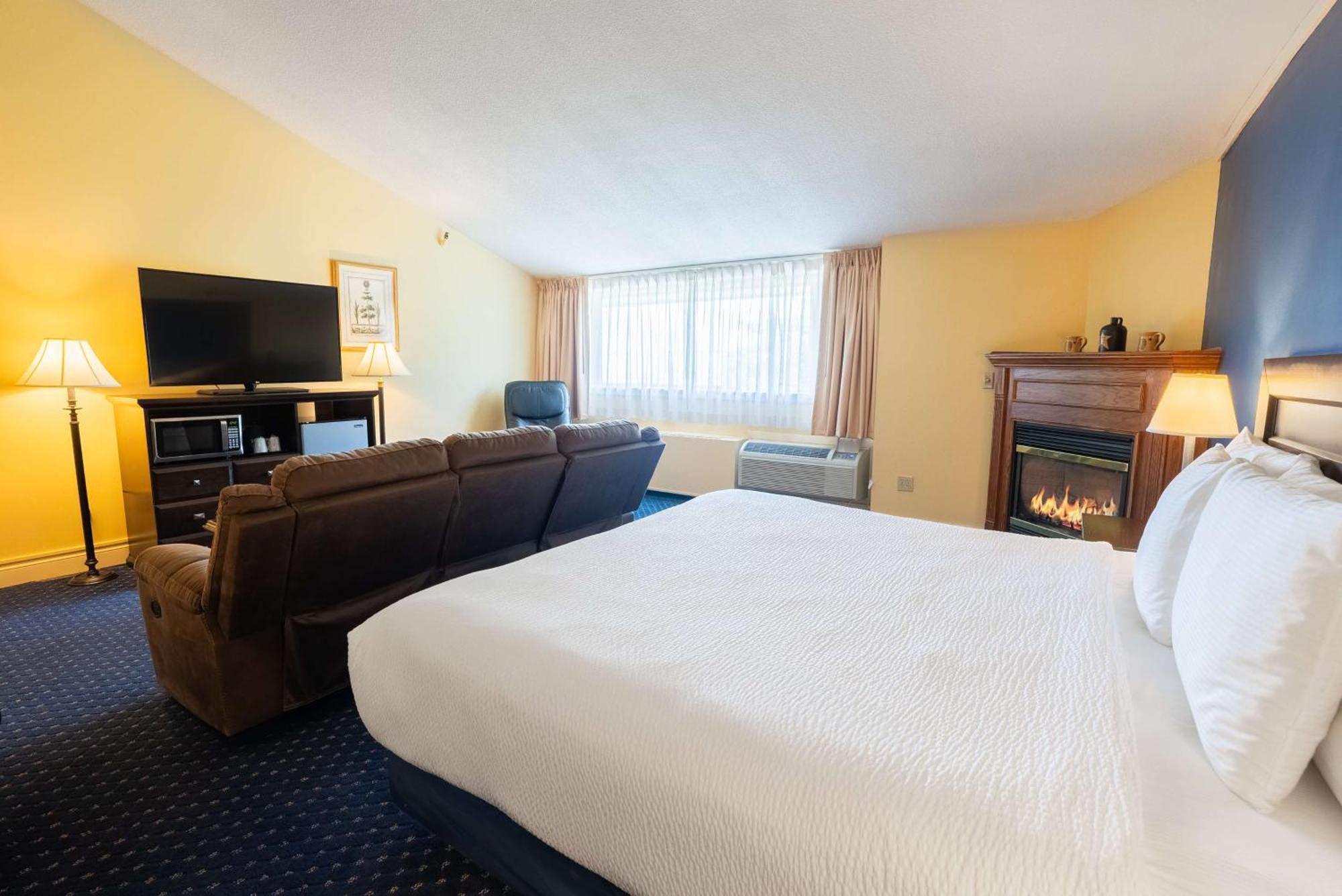 Fireside & Hotel 2*