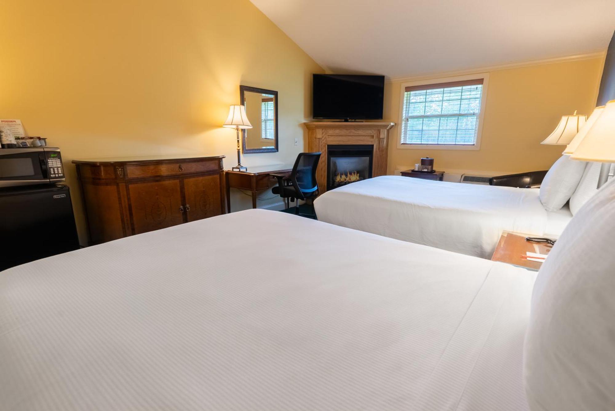 Fireside & Hotel 2*