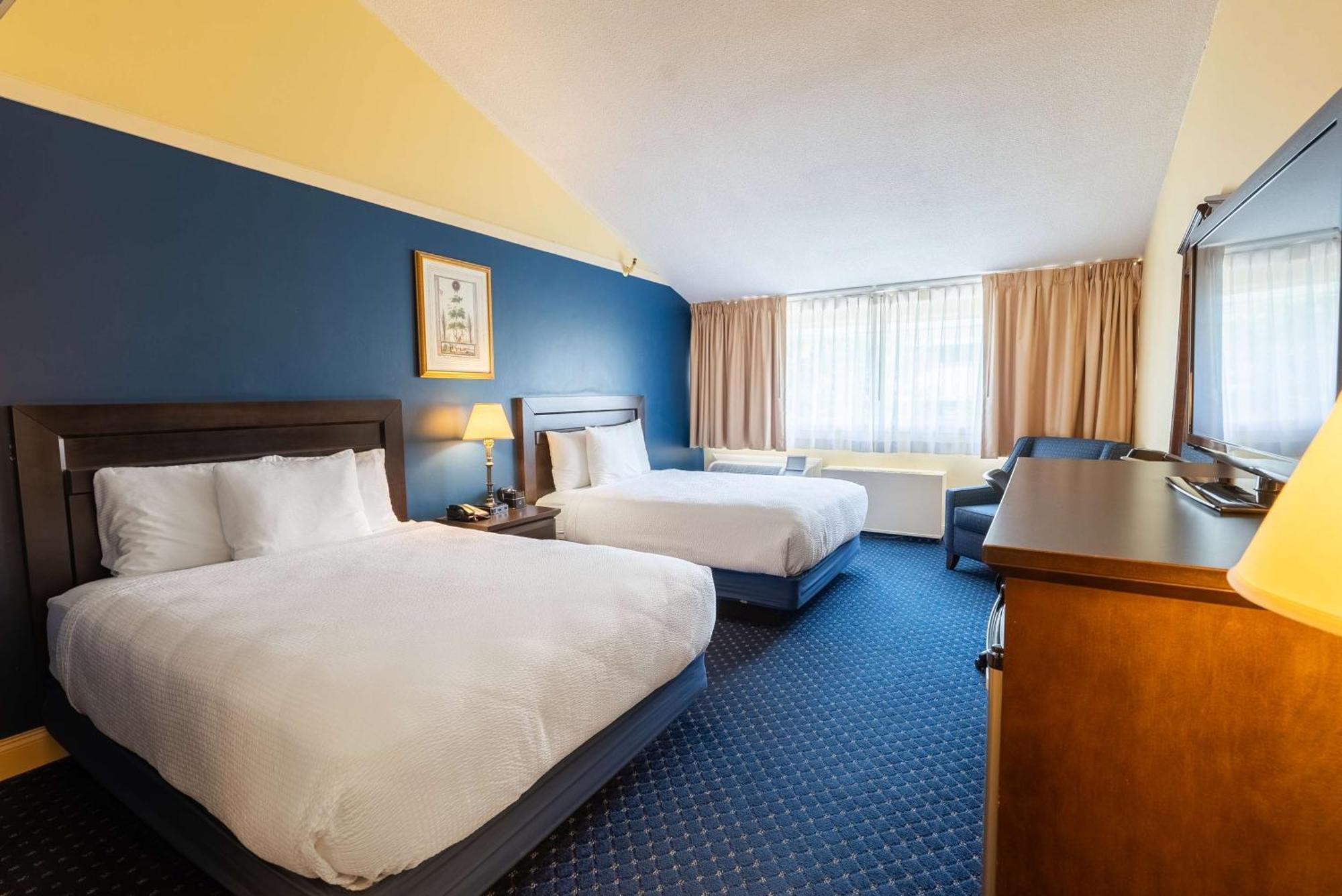Hotel Fireside &